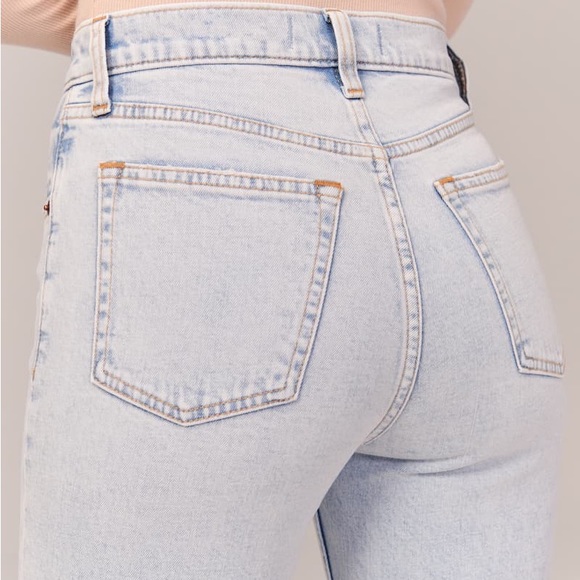 Abercrombie Jeans high rise split hem flare light wash - Picture 8 of 9